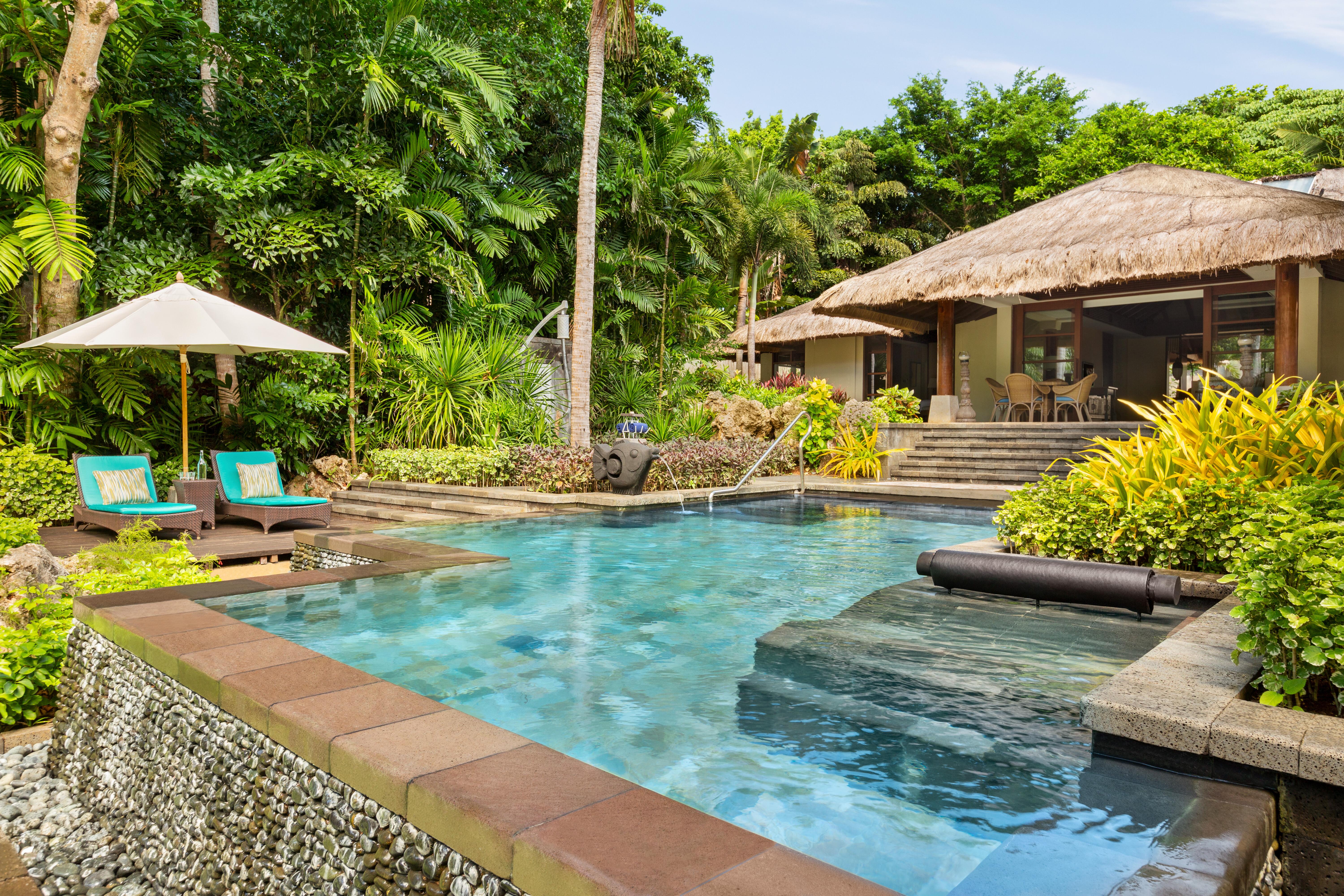 Shangri-La Boracay Exterior photo A pool at the resort