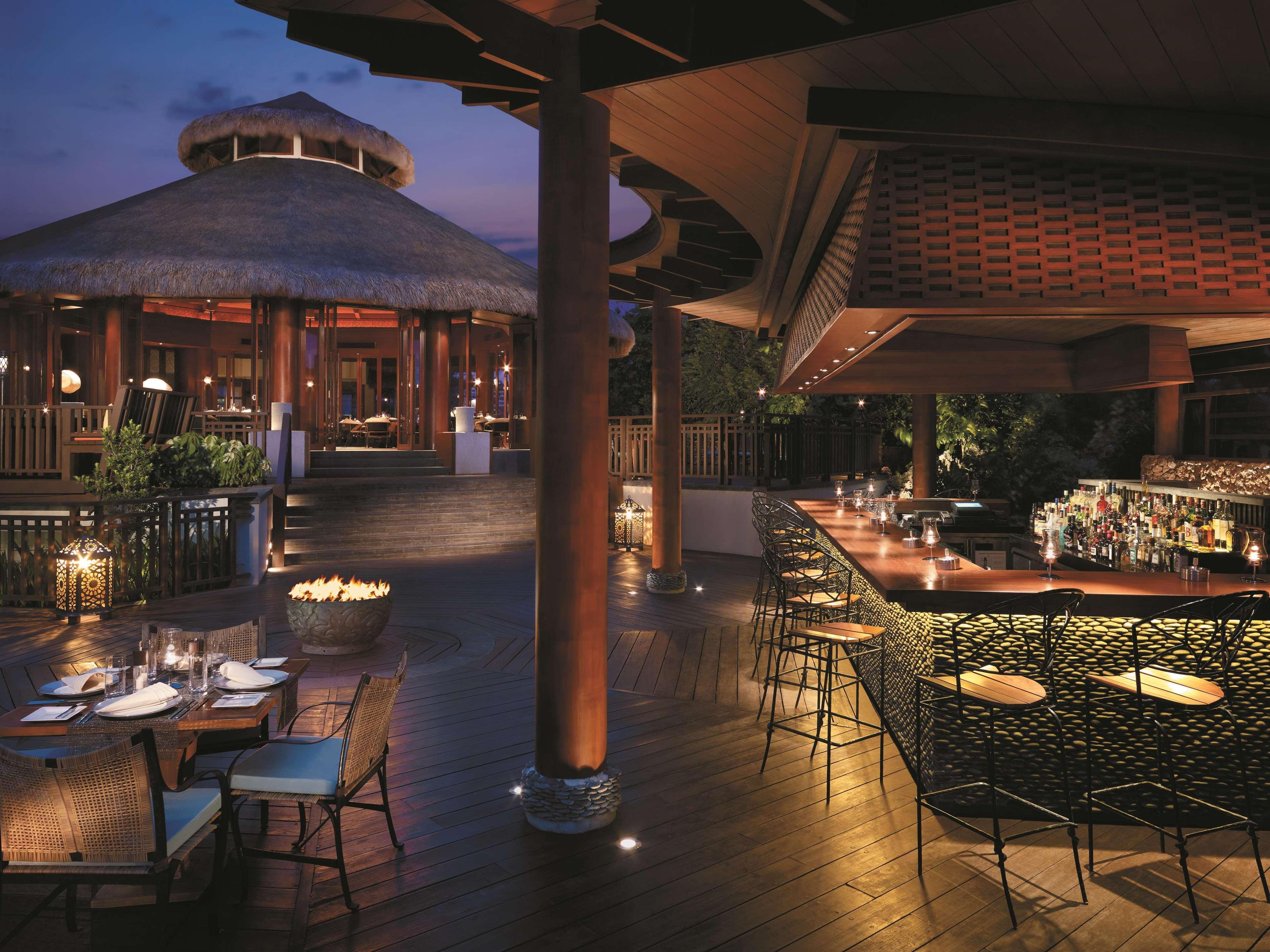 Shangri-La Boracay Exterior photo The bar at the top of the hotel