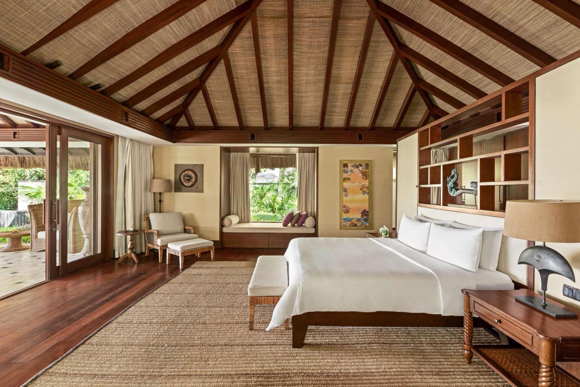 Shangri-La Boracay Exterior photo A bedroom at the resort