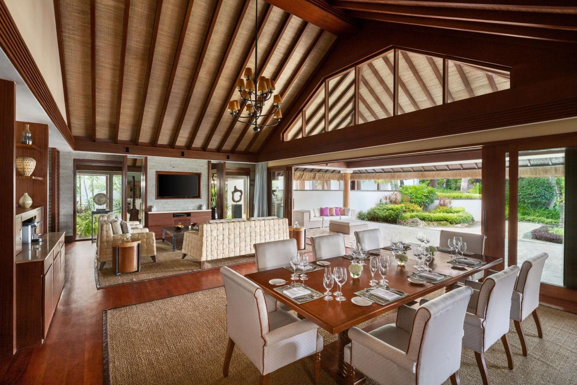 Shangri-La Boracay Exterior photo The interior of a presidential suite at the Westin Maldives